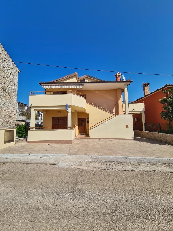 Apartment Manuel Novigrad  ภายนอก รูปภาพ